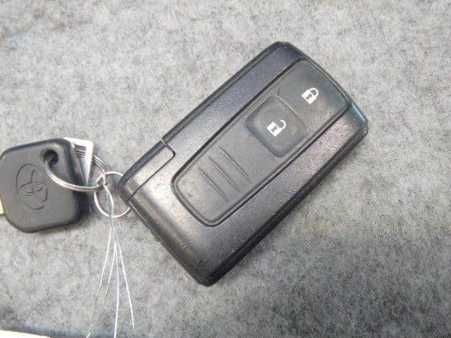 Used]Keyless Entry Remote Control Key TOYOTA bB 2008 DBA-QNC21