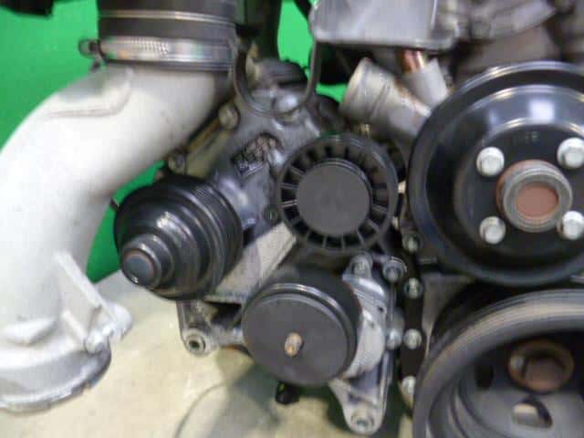 Used]111M20 Engine MERCEDES-BENZ Benz c class GF-203745 - BE 