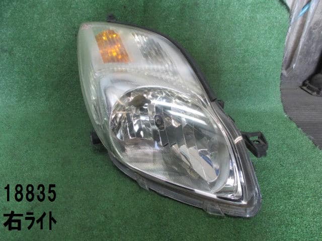 Used]Right Headlight TOYOTA Vitz 2007 DBA-NCP91 8113052A10 - BE