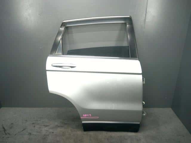 CR-V RE4 右リアドア 67510-SWA-A00ZZ