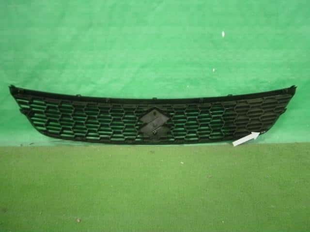 [Used]Radiator Grille SUZUKI Swift DBA-ZC72S 7174160P005PK - BE FORWARD ...