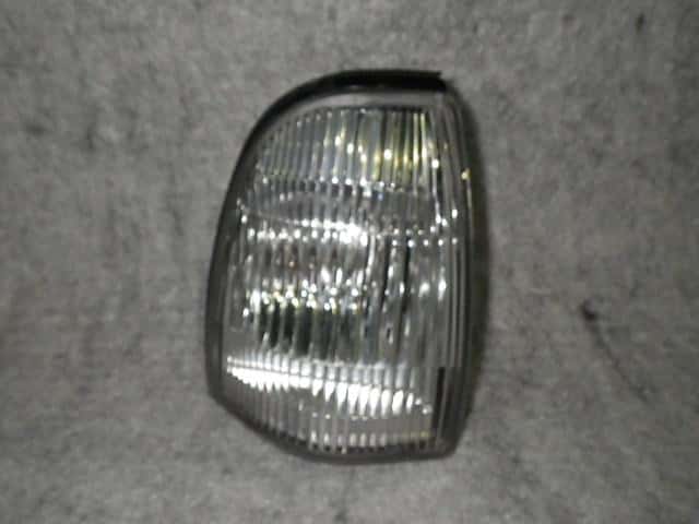 Used]Right Side Marker Light NISSAN Cedric 2001 GF-MJY31