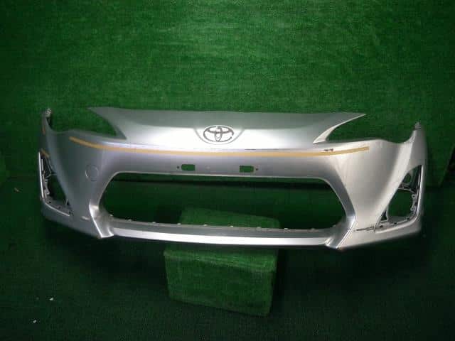 Used]Front Bumper Face TOYOTA 86 2014 DBA-ZN6 57704CA000 - BE