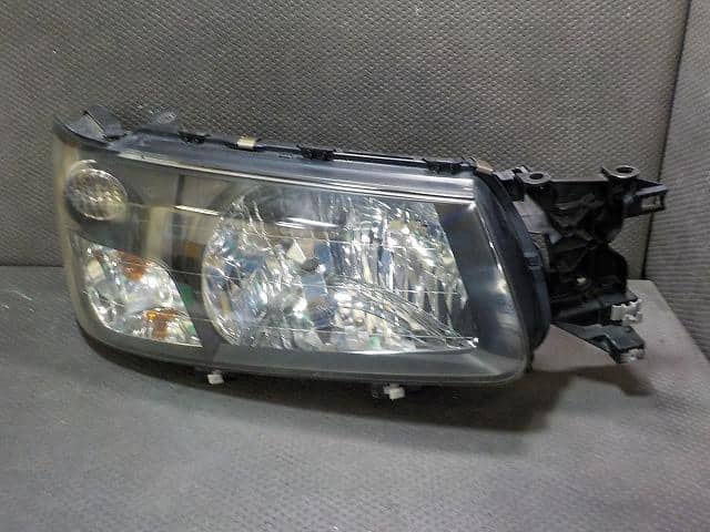 Used Right Headlight Subaru Forester 2003 Ta Sg5 84001sa220 Be Right Headlight Subaru Forester 2003 Ta Sg5 84001sa220