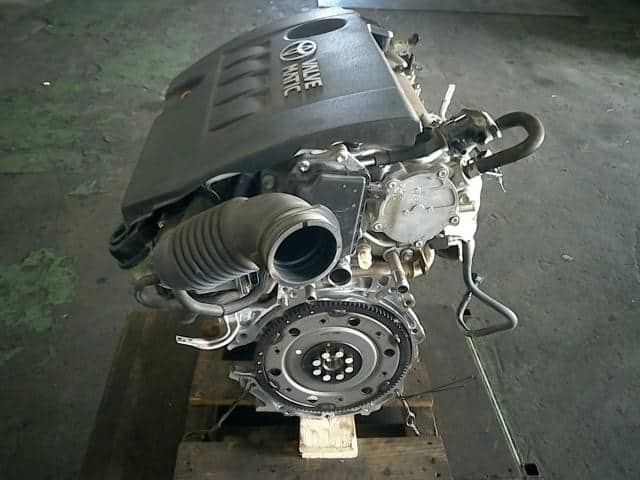 [Used]2ZR-FAE Engine TOYOTA Isis 2009 DBA-ZGM15W 1900037490 - BE ...