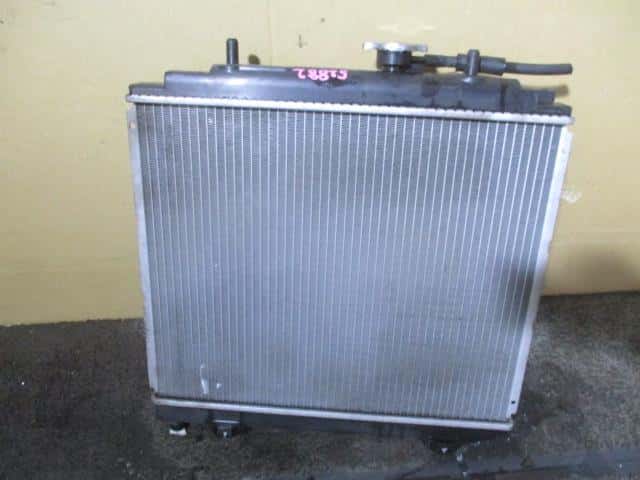 [Used]Radiator DAIHATSU YRV 2000 TA-M201G - BE FORWARD Auto Parts