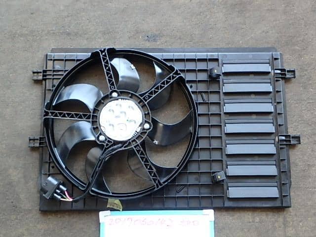 Used]Radiator Cooling Fan VOLKSWAGEN Polo - BE FORWARD Auto Parts