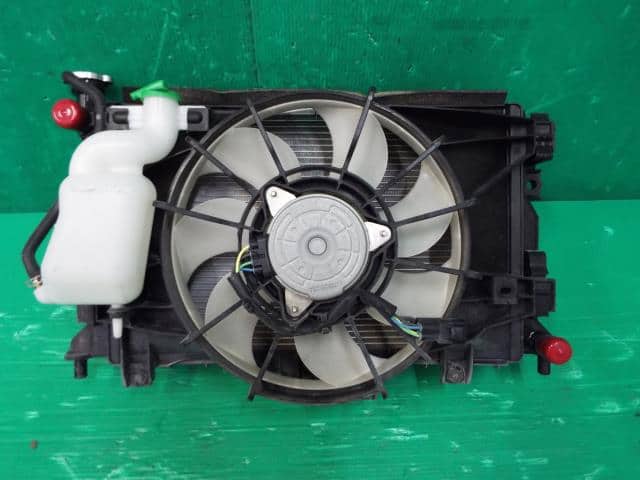 [Used]Radiator SUZUKI Carry 2013 EBD-DA16T - BE FORWARD Auto Parts