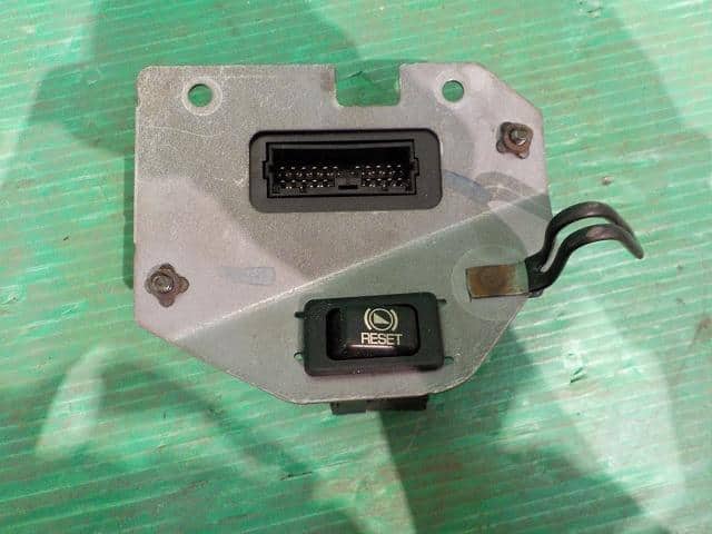 [Used]Control Unit MITSUBISHI Canter 2004 KK-FG73EB MK387891 - BE ...