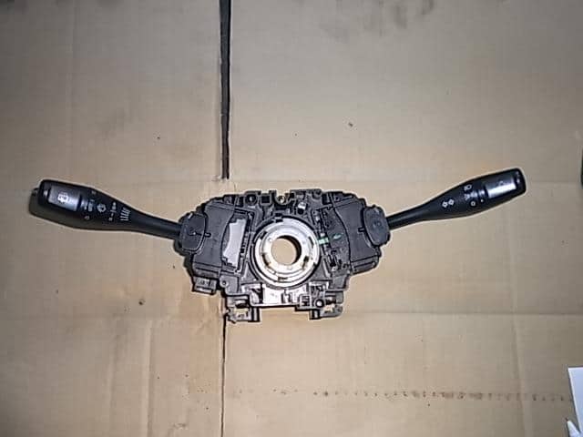 mxz ページ Used]Combination Switch NISSAN Clipper 2005 GBD-U72V