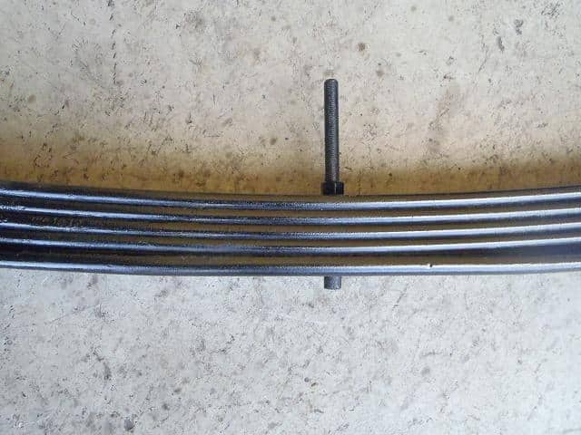 [Used]Rear Right Leaf Spring Assembly MITSUBISHI Canter 1987 P-FE305B ...