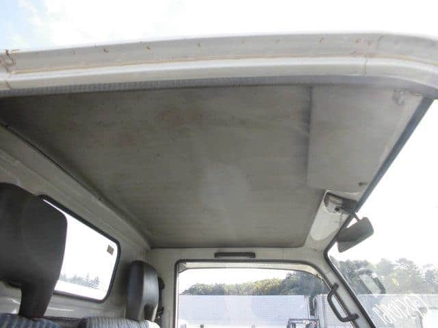 [Used]Cabin MITSUBISHI Canter 1992 U-FE325E - BE FORWARD Auto Parts