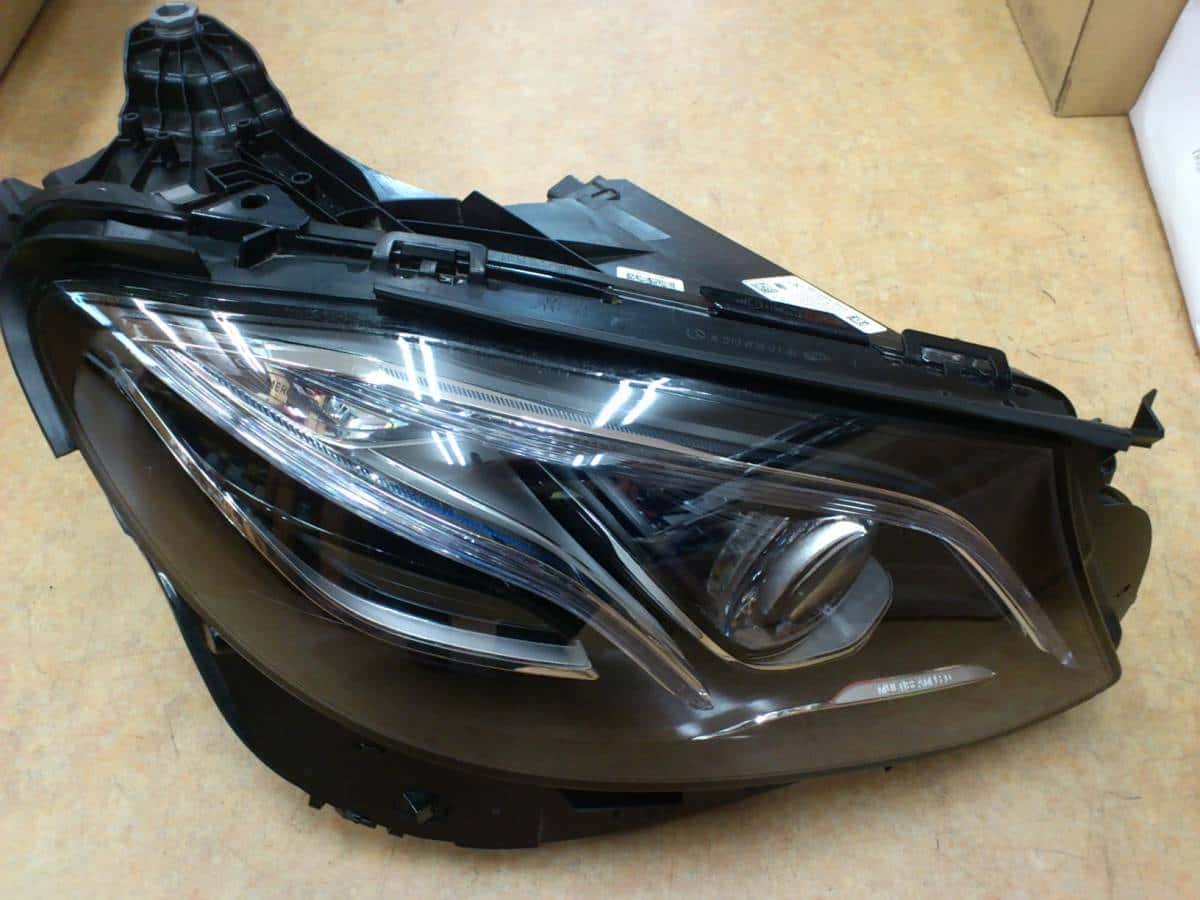 Used]Mercedes-Benz W213 E class genuine LED right headlight [A213 906 48 04  KZ/A213 906 48 04 KZ] - BE FORWARD Auto Parts