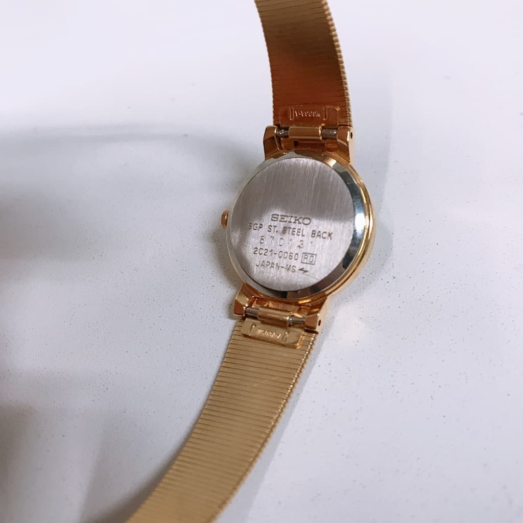 Used]SEIKO 2C21-0061 Lady's watch gold QUARTZ used goods - BE FORWARD Store