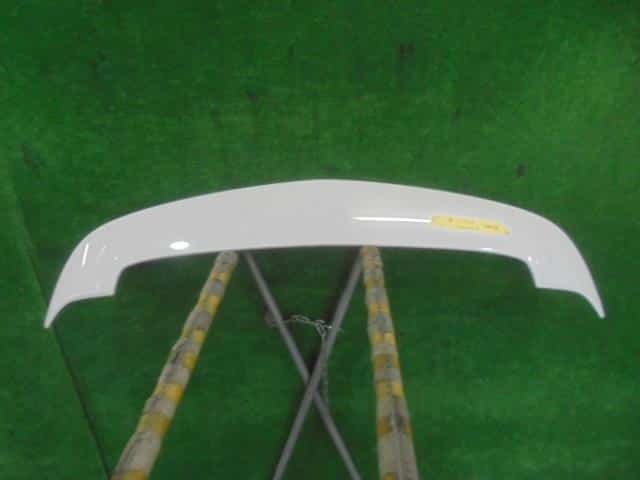 [Used]Rear Spoiler MAZDA MPV 2002 TA-LW3W - BE FORWARD Auto Parts