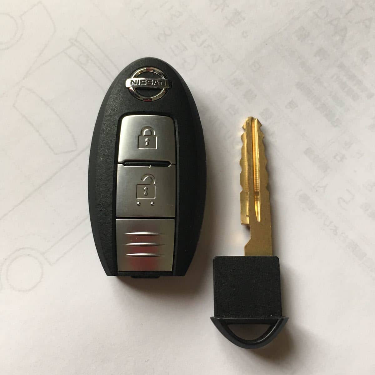 [Used]Nissan intellectuals key 007-AA0082 two button intelligent key ...