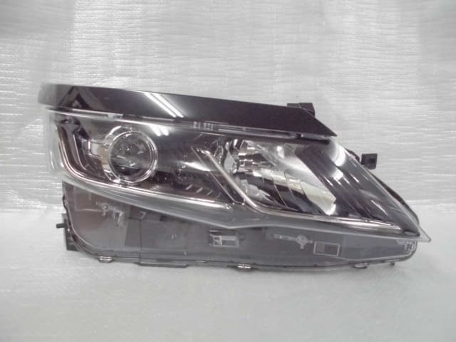Used] Nissan / Serena /C27 system / Genuine product / Right LED headlight -  BE FORWARD Auto Parts
