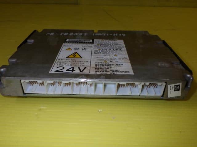 Used]Engine Control Unit / ECU HINO Ranger 895611121A - BE
