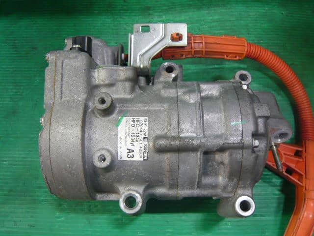 フィット DAA-GP5 A/Cコンプレッサー 38810-5KP-J01 フィット