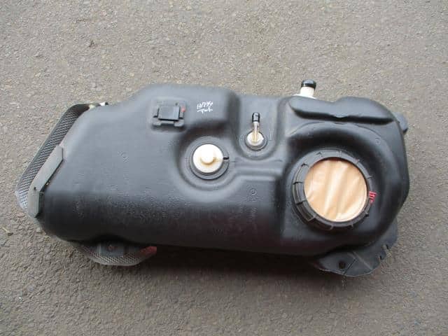 Used]Fuel Tank SUZUKI Alto 2015 DBA 