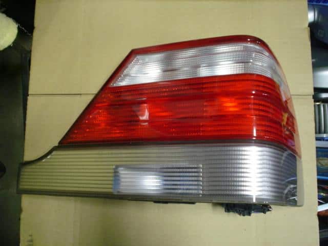 Used]Benz W140 S Class 140057 right tail lamp [8777704] - BE FORWARD Auto  Parts