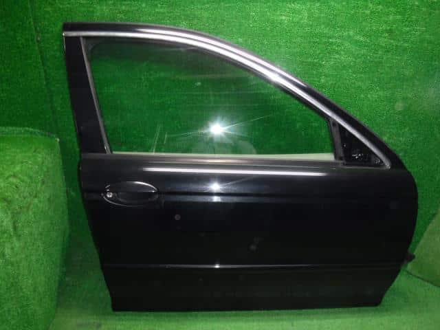 Used Jaguar X Type J51wa Right Front Door Assy 14431999