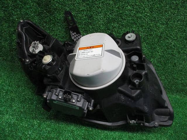 Used]Zest JE1 Left Headlight [14429256] - BE FORWARD Auto Parts