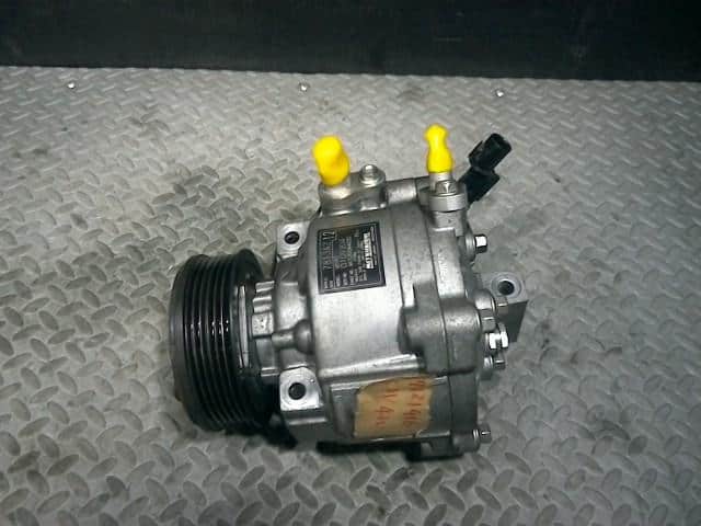 Used]A/C Compressor MITSUBISHI Outlander 2010 DBA-CW4W