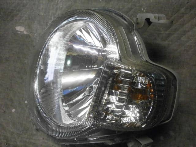 Used]Mira Cocoa L675S left headlight [14944221] - BE FORWARD Auto