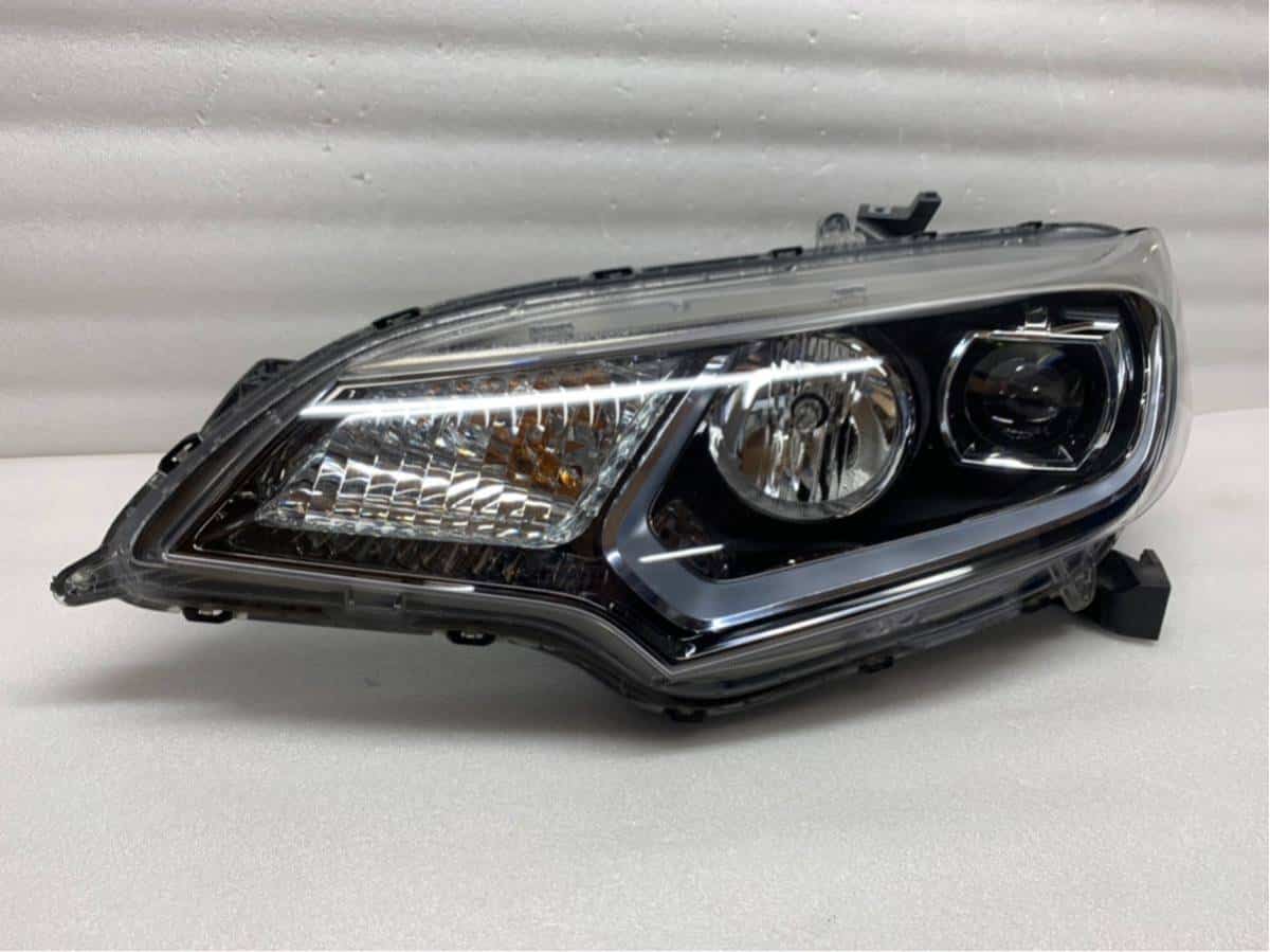 PY50フーガ 右 ヘッドライト HCHR-276 STANLEY P3994