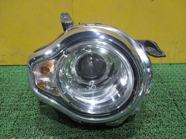 Used]Right Headlight SUZUKI Hustler 2018 DAA-MR41S 3512065P12 - BE