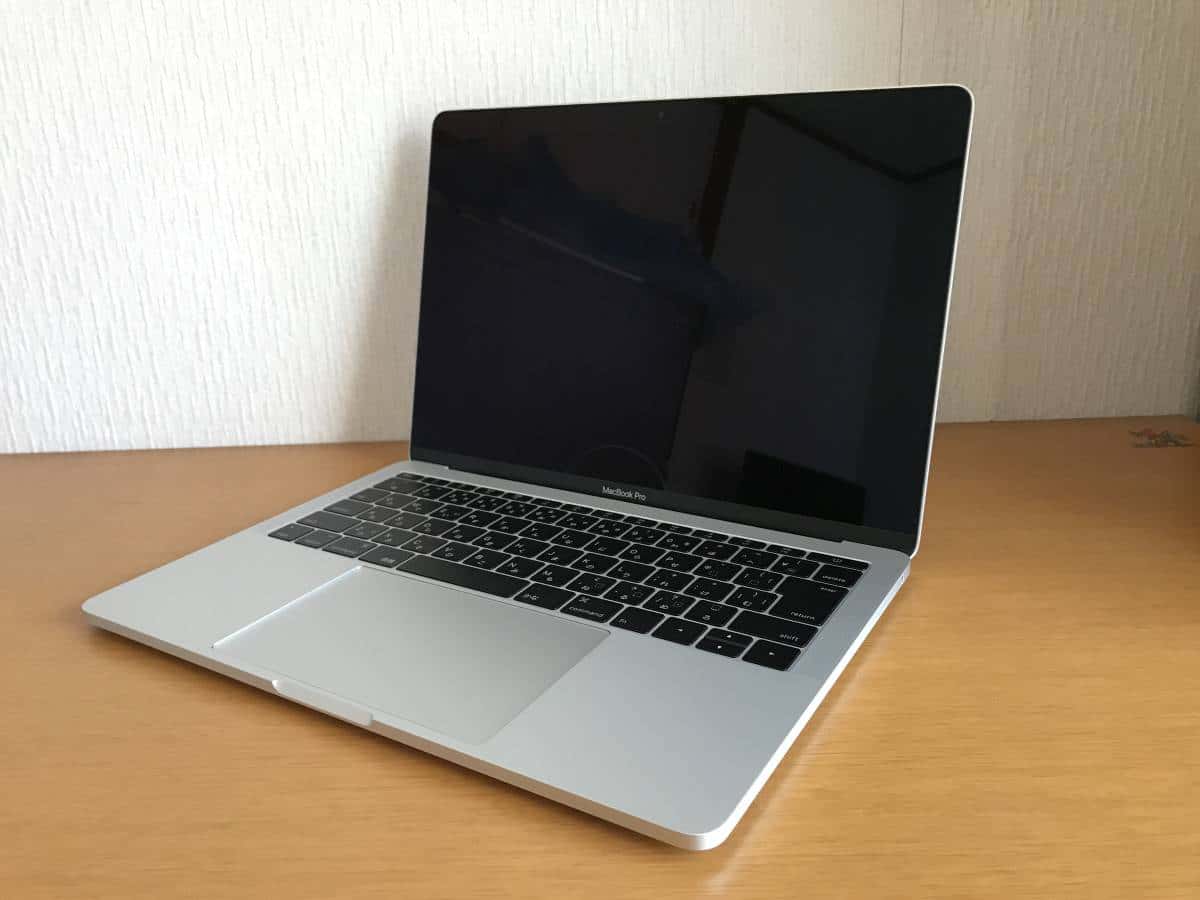 Used]Apple MacBookPro MLUQ2J/A Retina display 2560 X 1600 SSD