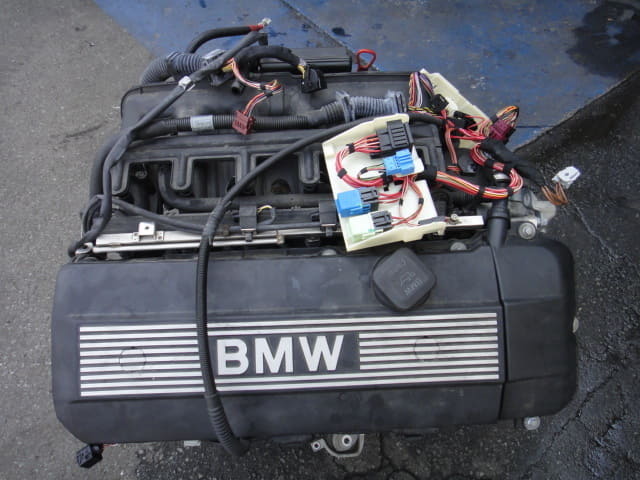 Used]In BMW E60 E61 525i NA25 NG25, the model of the Engine M54 