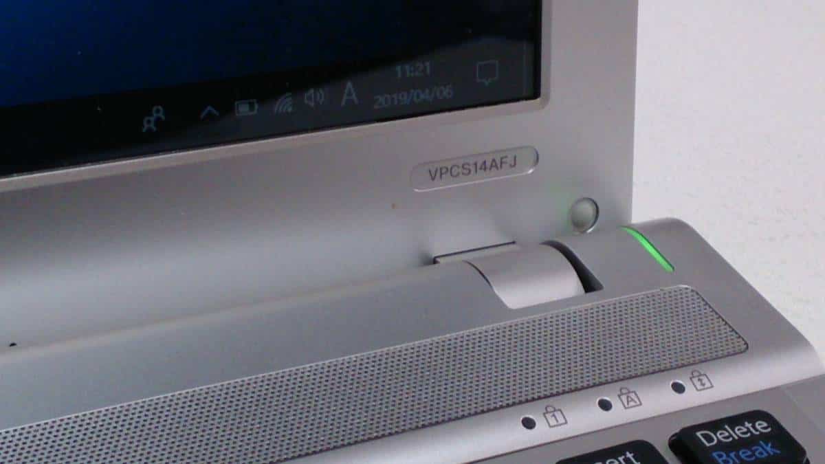 SONY VAIO VPCS14AFJ Core i7-640M 2.8GHz 2GB DVDスーパーマルチ ノート ジャンク N71028 B20126 O-7165 SONY VAIO Sシリーズ VPCS14AFJ Core i7 640M 4GB ジャンク