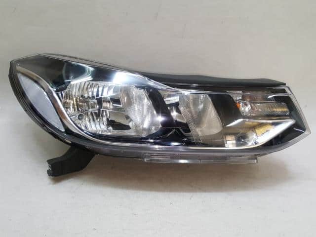 Used] Right Headlight GM Daewoo CHEVROLET Trax 2016 42576954 BE FORWARD  Auto Parts