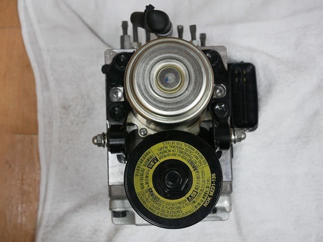 Used]◎27765 ☆AHR20 ESTIMA hybrid ☆ ABS actuator ABS modulator