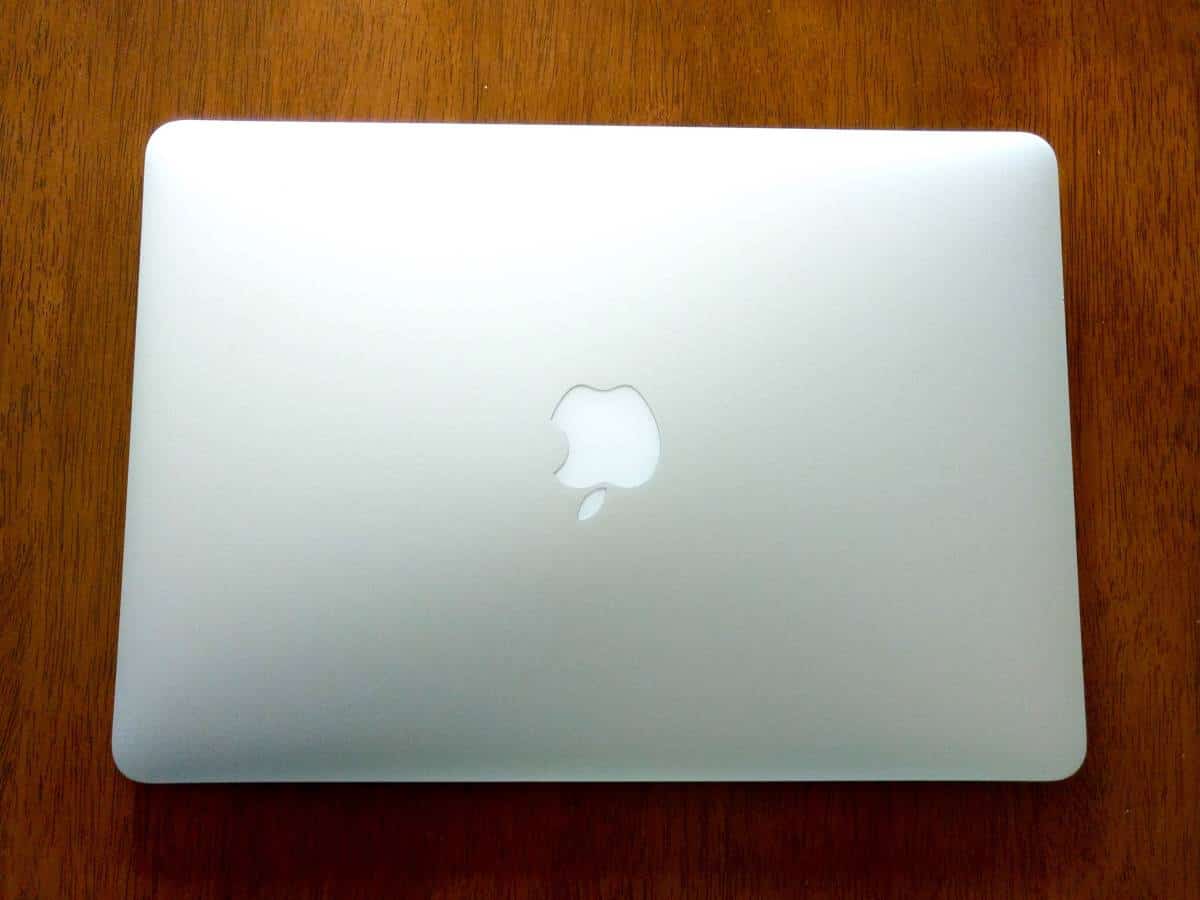 Used]Apple ☆MacBook Air 2012 13 inches 1.8GHz Core i5 SSD 128GB