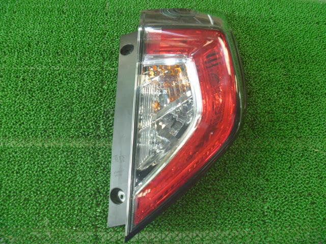 Honda Civic 17 Dba Fk7 Right Tail Light tgjt01 Used Pa Ebay