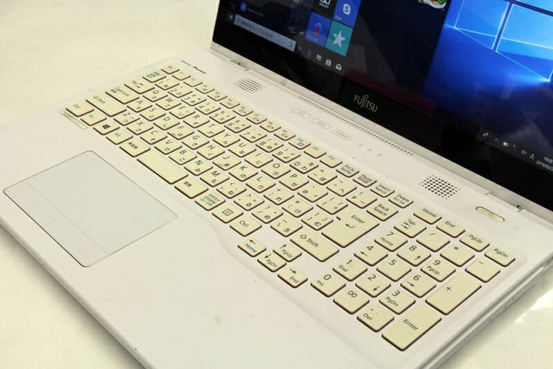 Used]Window10 FUJITSU LIFEBOOK AH series WA2/M FMVWMA2B77 Core i7