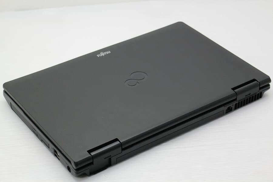 Used]FUJITSU LIFEBOOK A561/C Core i5 2520M 2.5GHz/2GB/320GB/DVD