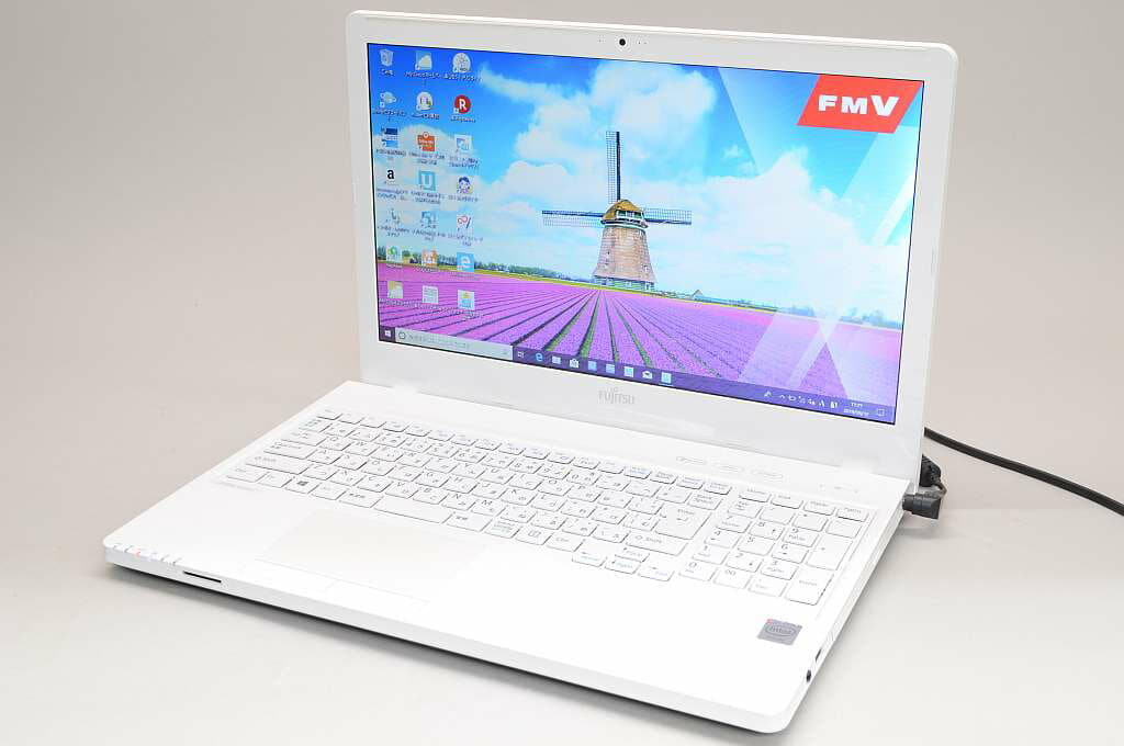 Used]Fujitsu LIFEBOOK AH AH42/W FMVA42WW shiny black - BE FORWARD