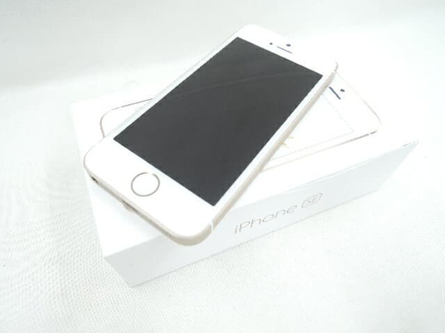 Used] Apple iPhone SE 32GB MP842J/A gold beauty product ※SIM lock