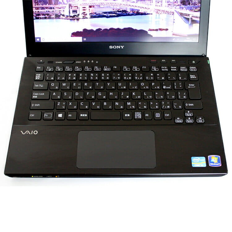 Used]SONY VAIO S series SVS1313AJD [Core i3/4GB/320GB/DVD 