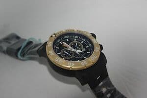 invicta sea base titanium