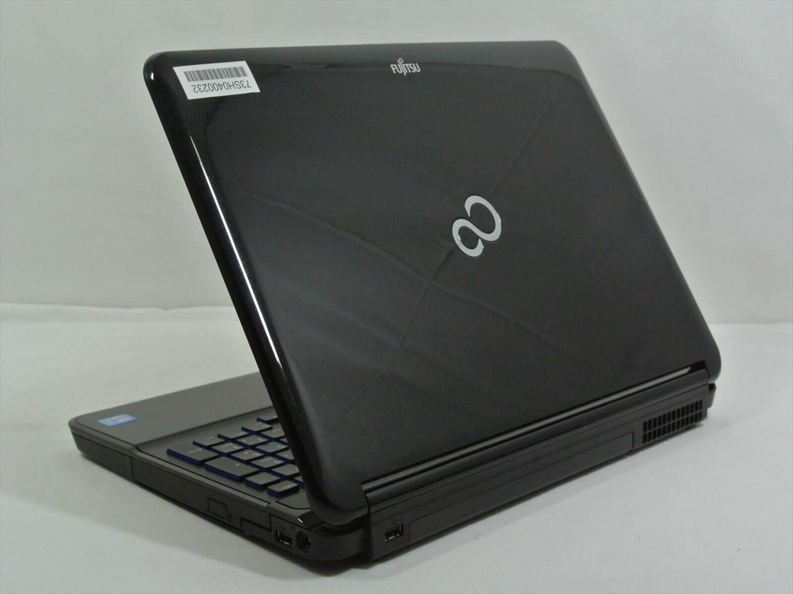 Used]FUJITSU LIFEBOOK AH56/H/FMVA56HB/Corei7 3610QM 2.3GHz/memory