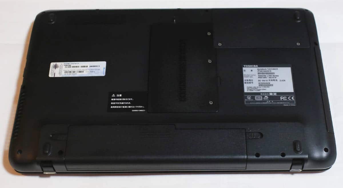 Used]Toshiba DynaBook T451/46ER i5/ Memory 4GB/HDD750GB