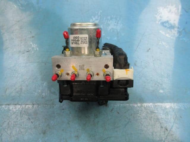 Used]ABS Actuator HONDA Fit 2016 DBA-GK3 - BE FORWARD Auto Parts
