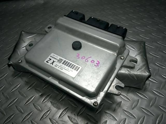 Used]Engine Control Unit / ECU NISSAN March 2012 DBA-K13