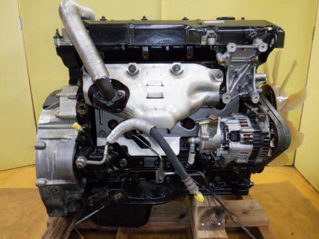 [Used]4HF1 Engine ISUZU ELF 2001 KK-BKR66E - BE FORWARD Auto Parts