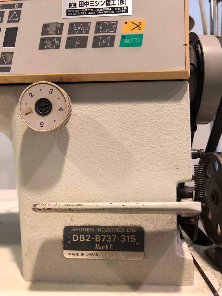 【GO-1206】ブラザー 足踏みミシン DB2-737-315 MarkII Used]BROTHER DB2-B737-315 MarkII Thread trimming sewing machine